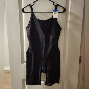 NWT | Maidenform Womens Comfort Devotion Shapewear Tank Top, XL